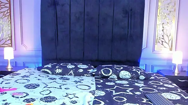 Snapshot of dulce_sweett chatting on 02-26-26, 04:23 dulce sweett online show from 02-26-26, 04:23