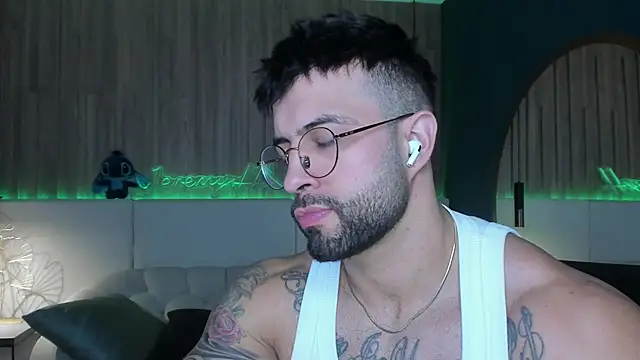 Snapshot of Jeremy_Harden chatting on 02-22-26, 05:36 Jeremy Harden online show from 02-22-26, 05:36