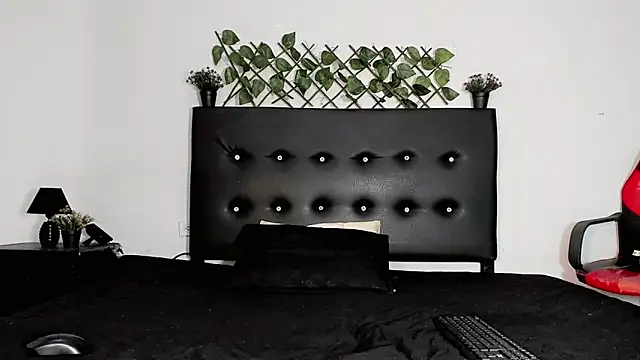 JERO TEASE S7S online show from 04-11-26, 02:41