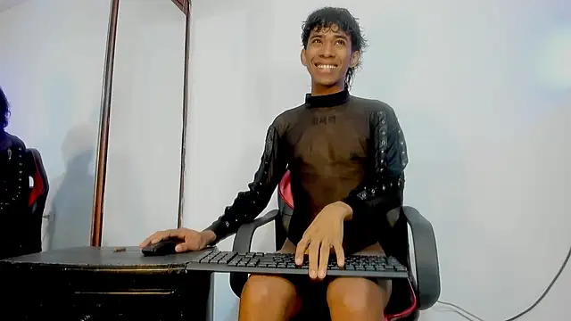 Snapshot of JERO_TEASE_S7S chatting on 02-24-26, 07:37 JERO TEASE S7S online show from 02-24-26, 07:37