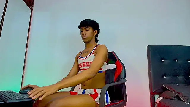 Snapshot of JERO_TEASE_S7S chatting on 02-19-26, 07:22 JERO TEASE S7S online show from 02-19-26, 07:22