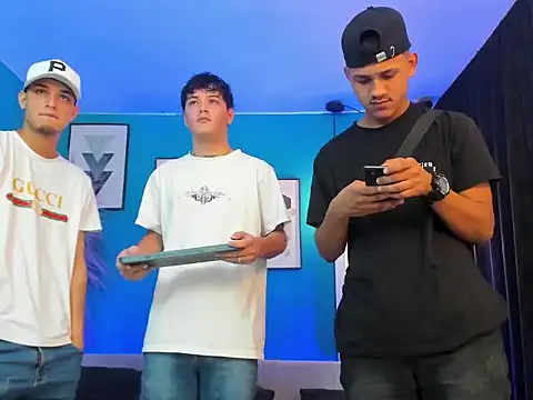 Snapshot of KingOfHeavens_2 chatting on 01-31-26, 08:29 KingOfHeavens 2 online show from 01-31-26, 08:29