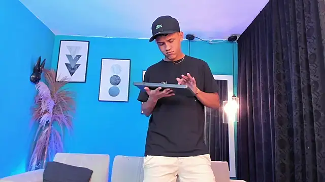 Snapshot of KingOfHeavens_2 chatting on 02-26-26, 08:09 KingOfHeavens 2 online show from 02-26-26, 08:09