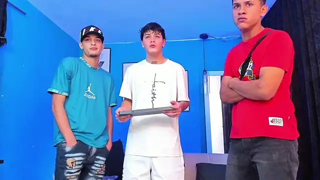 Snapshot of KingOfHeavens_2 chatting on 02-15-26, 08:52 KingOfHeavens 2 online show from 02-15-26, 08:52