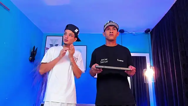 Snapshot of KingOfHeavens_2 chatting on 02-07-26, 10:51 KingOfHeavens 2 online show from 02-07-26, 10:51