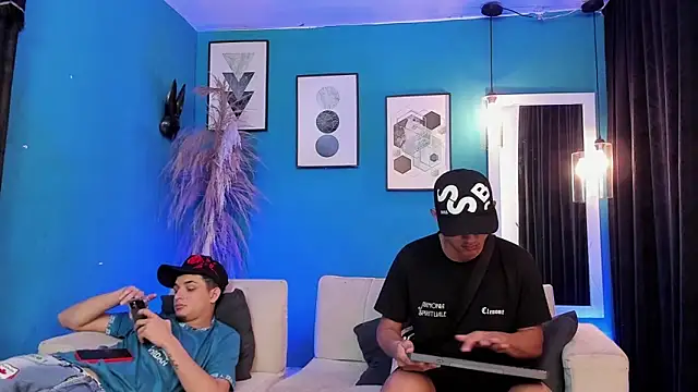 Snapshot of KingOfHeavens_2 chatting on 02-12-26, 11:15 KingOfHeavens 2 online show from 02-12-26, 11:15