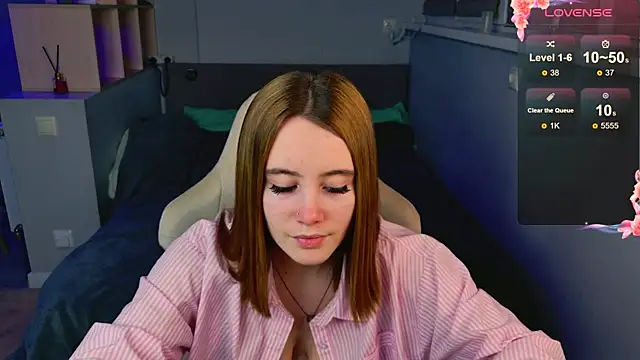 Snapshot of Caeliaa chatting on 02-23-26, 06:41 Caeliaa online show from 02-23-26, 06:41