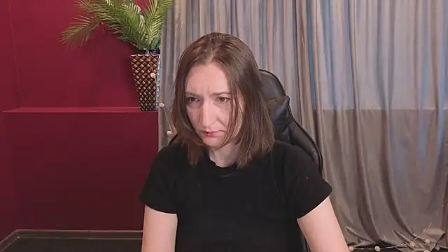 Snapshot of SelestiaSnata chatting on 02-18-26, 01:47 SelestiaSnata online show from 02-18-26, 01:47