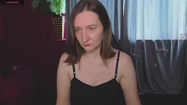 Snapshot of SelestiaSnata chatting on 06-05-26, 01:21 SelestiaSnata online show from 06-05-26, 01:21