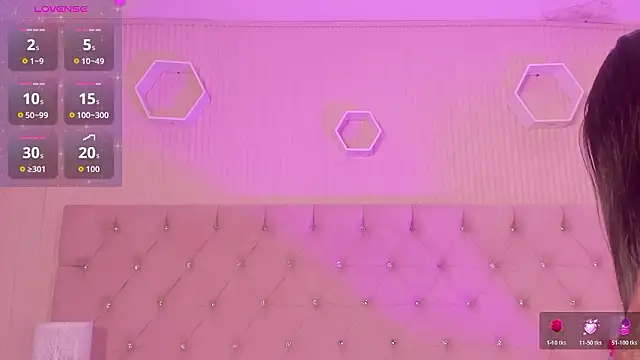 Snapshot of JazminRusso_ chatting on 02-17-26, 05:38 JazminRusso online show from 02-17-26, 05:38