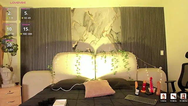 JazminRusso  online show from 05-10-26, 05:22