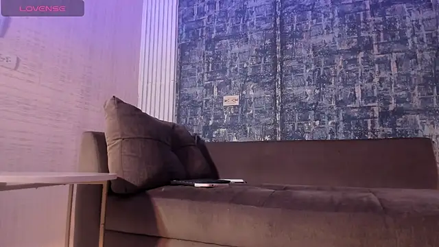 Snapshot of scarlettqueenx chatting on 02-15-26, 06:07 scarlettqueenx online show from 02-15-26, 06:07