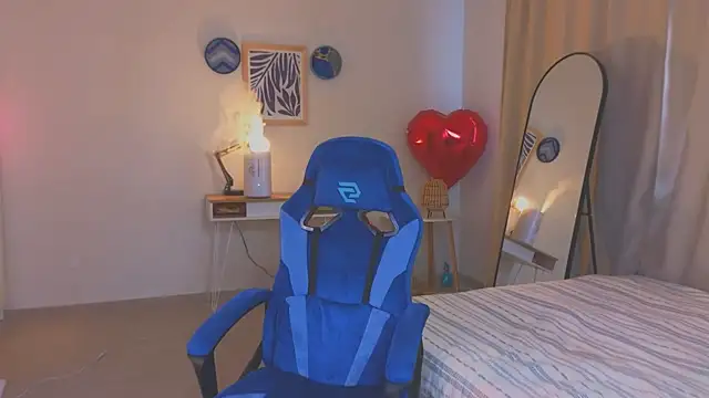 nikapie online show from 02-22-26, 05:21