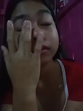 Snapshot of Heavens_night04 chatting on 02-05-26, 11:11 Heavens night04 online show from 02-05-26, 11:11