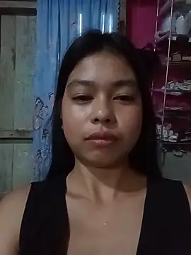 Snapshot of Heavens_night04 chatting on 03-02-26, 10:27 Heavens night04 online show from 03-02-26, 10:27