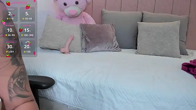 megan sofiaa  online show from 03-03-26, 12:23