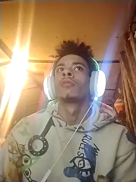 Snapshot of spooky425hd chatting on 02-28-26, 11:04 spooky425hd online show from 02-28-26, 11:04