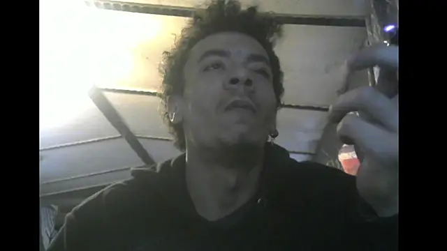 Snapshot of spooky425hd chatting on 03-03-26, 09:00 spooky425hd online show from 03-03-26, 09:00