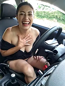 Snapshot of aliz963040 chatting on 03-02-26, 08:16 aliz963040 online show from 03-02-26, 08:16