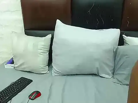 Snapshot of Bootylexy20 chatting on 02-17-26, 07:44 Bootylexy20 online show from 02-17-26, 07:44