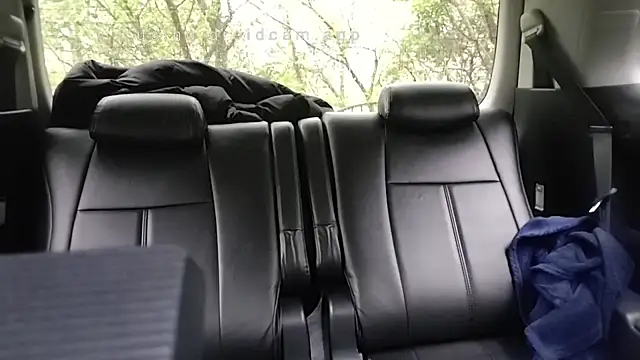 r i o  r i o online show from 04-19-26, 08:04