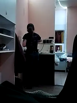 Snapshot of RoliNika22 chatting on 03-04-26, 07:43 RoliNika22 online show from 03-04-26, 07:43