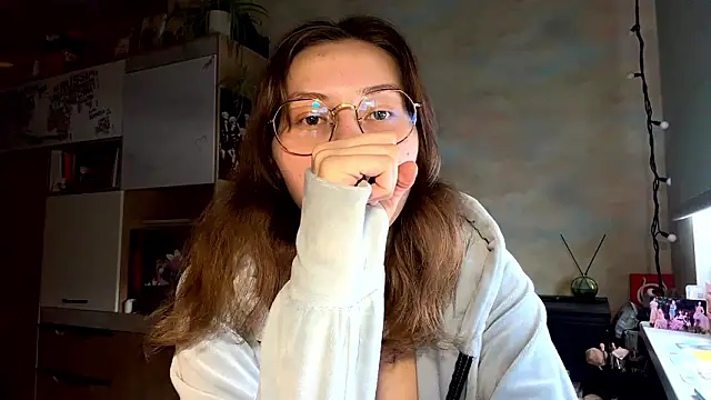 Miaaa Moon online show from 03-04-26, 01:19