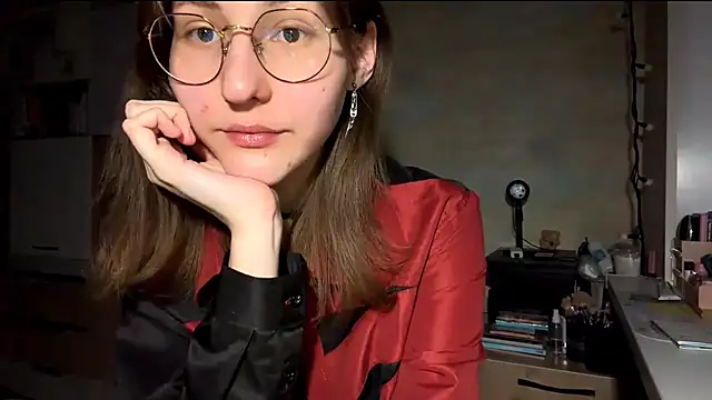 Snapshot of Miaaa_Moon chatting on 02-05-26, 04:14 Miaaa Moon online show from 02-05-26, 04:14