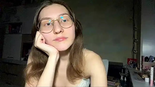 Miaaa Moon online show from 03-26-26, 04:27