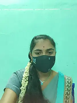 Snapshot of Tamil_Hot_Shana chatting on 05-28-26, 05:26 Tamil Hot Shana online show from 05-28-26, 05:26