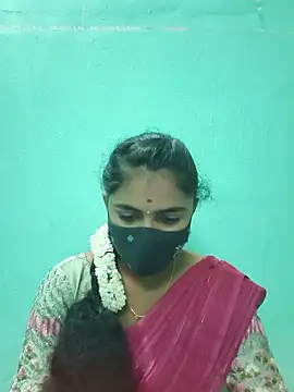 Snapshot of Tamil_Hot_Shana chatting on 05-31-26, 04:07 Tamil Hot Shana online show from 05-31-26, 04:07