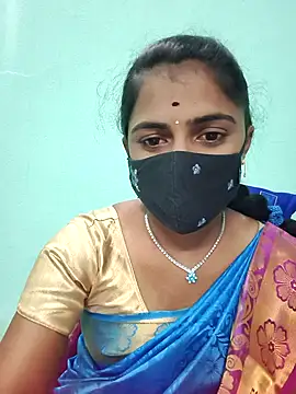 Snapshot of Tamil_Hot_Shana chatting on 04-30-26, 02:13 Tamil Hot Shana online show from 04-30-26, 02:13