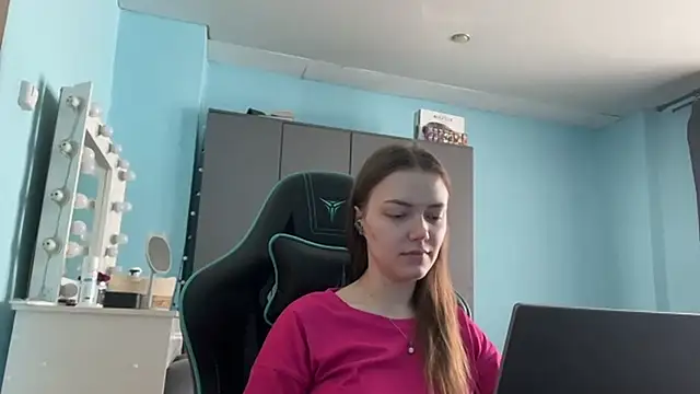 Snapshot of AndreeMerryman chatting on 02-27-26, 02:01 AndreeMerryman online show from 02-27-26, 02:01