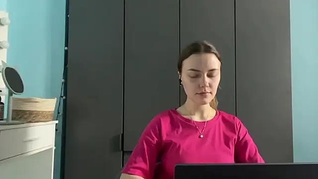 Snapshot of AndreeMerryman chatting on 02-13-26, 02:11 AndreeMerryman online show from 02-13-26, 02:11