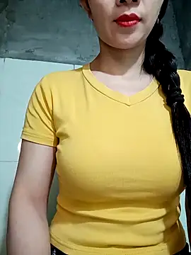 Snapshot of Vyvvyy69 chatting on 06-15-26, 09:25 Vyvvyy69 online show from 06-15-26, 09:25