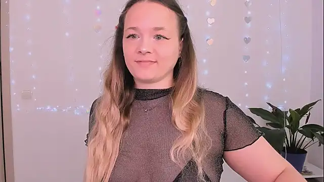 Snapshot of evilla_brill chatting on 04-19-26, 11:44 evilla brill online show from 04-19-26, 11:44