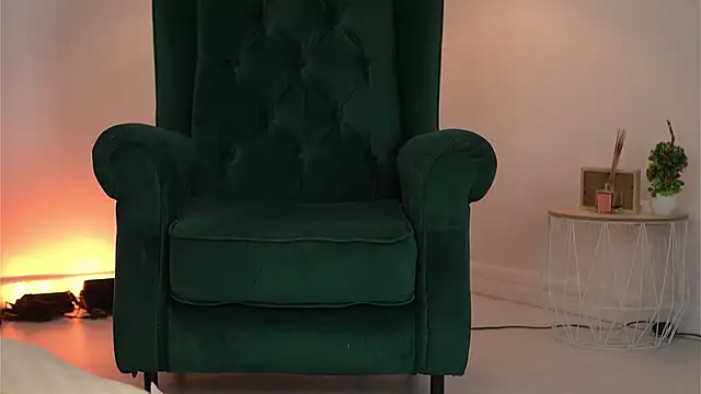 SvveetLuna online show from 05-14-26, 03:03