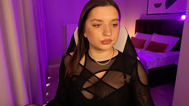 kirastorm  online show from 02-06-26, 12:45