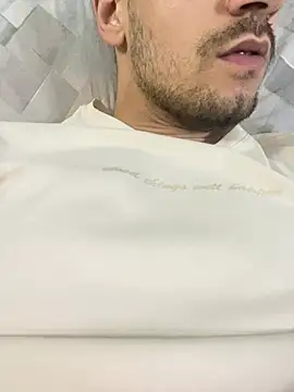 alessand180521 online show from 03-06-26, 01:00