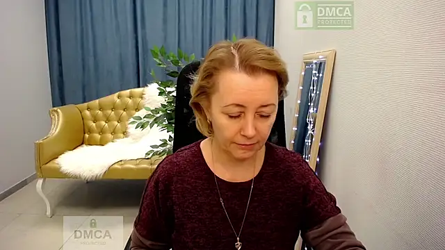 Snapshot of MONA_W chatting on 02-05-26, 11:06 MONA W online show from 02-05-26, 11:06