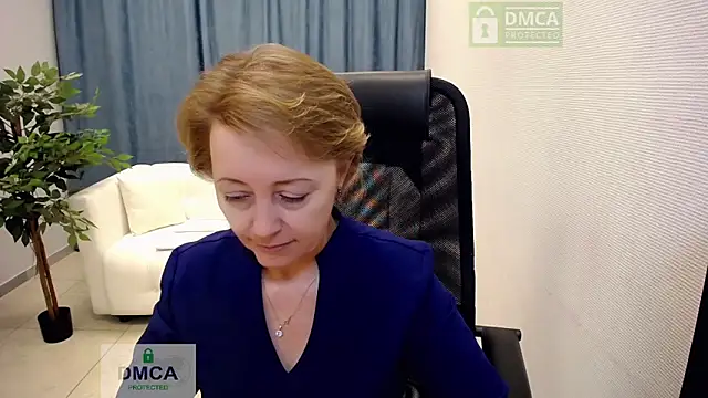 Snapshot of MONA_W chatting on 03-04-26, 11:07 MONA W online show from 03-04-26, 11:07