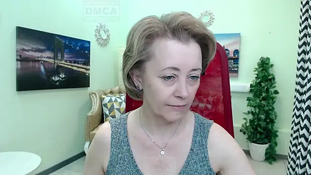 MONA W online show from 04-04-26, 11:39