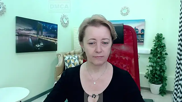 MONA W online show from 04-07-26, 11:12