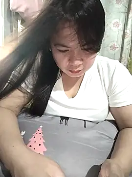 Snapshot of Zyramae_25 chatting on 02-13-26, 07:19 Zyramae 25 online show from 02-13-26, 07:19