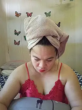Snapshot of Zyramae_25 chatting on 07-05-26, 02:49 Zyramae 25 online show from 07-05-26, 02:49