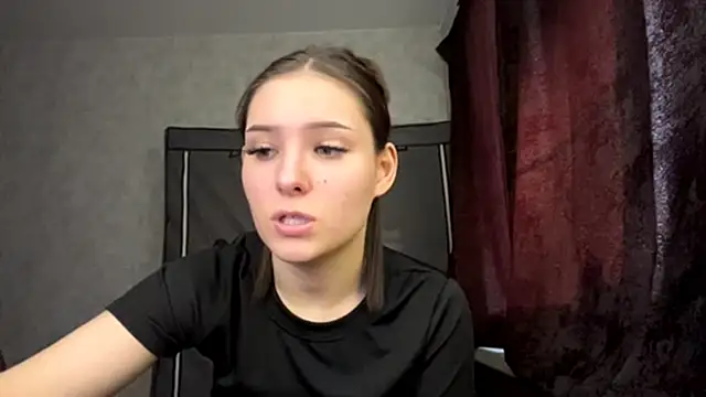 FoxieFlare online show from 03-23-26, 11:26