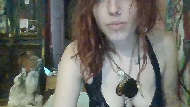 Snapshot of Sexyart00 chatting on 02-16-26, 01:32 Sexyart00 online show from 02-16-26, 01:32