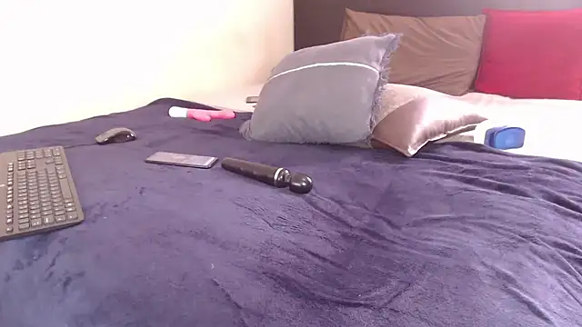 AngelTrish online show from 09-24-25, 11:17