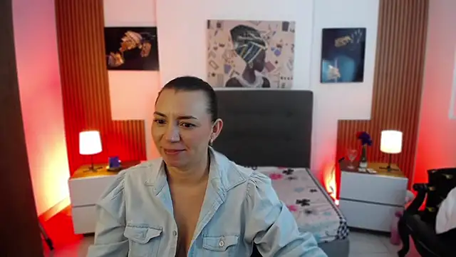 Snapshot of milfsecret69 chatting on 05-26-26, 10:35 milfsecret69 online show from 05-26-26, 10:35
