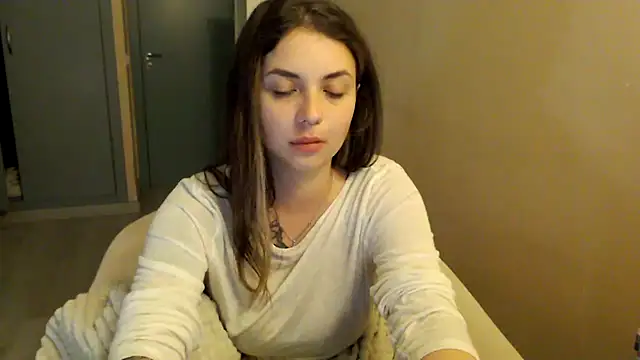 JuliaGraceOF online show from 02-07-26, 09:56